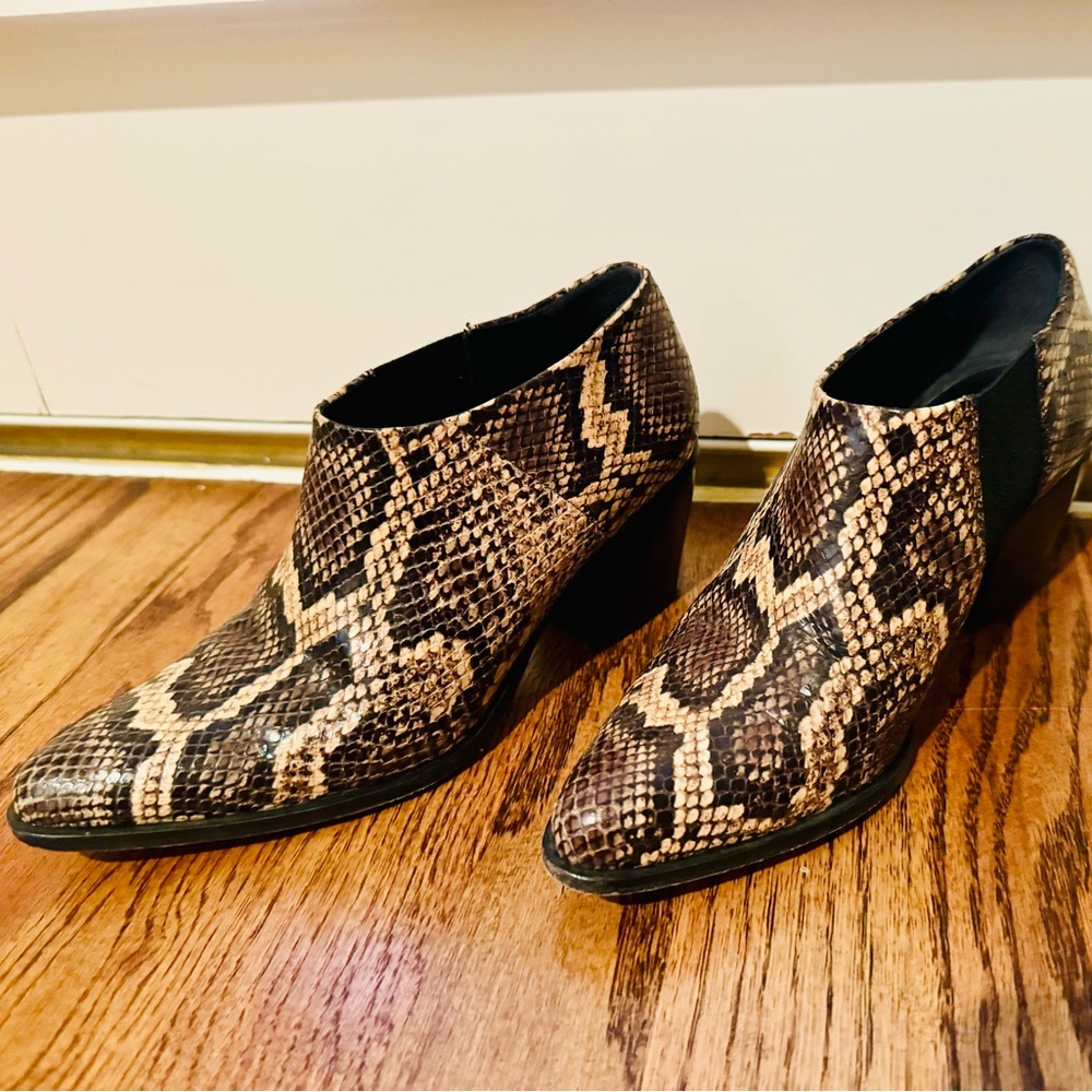Vince shoes!